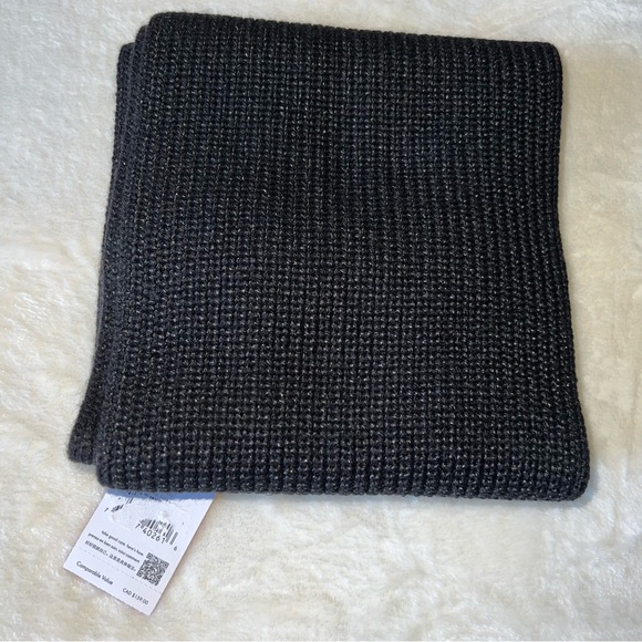 Kate Spade Black Wool Metallic Blend Velvet Bow Scarf New With Tag - Picture 4 of 10